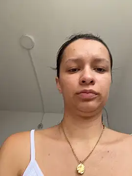 Snapshot of Soy_Sara7 chatting on 28, 10, 2025 Soy Sara7 online show from 28, 10, 2025