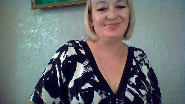 Snapshot of ArielXLoveresss chatting on 30, 10, 2025 ArielXLoveresss online show from 30, 10, 2025