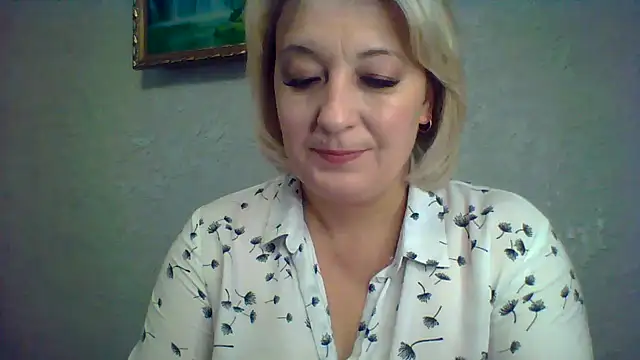 Snapshot of ArielXLoveresss chatting on 2, 11, 2025 ArielXLoveresss online show from 2, 11, 2025