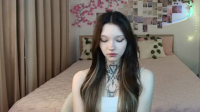 Snapshot of mefwhore chatting on 14, 3, 2026 mefwhore online show from 14, 3, 2026