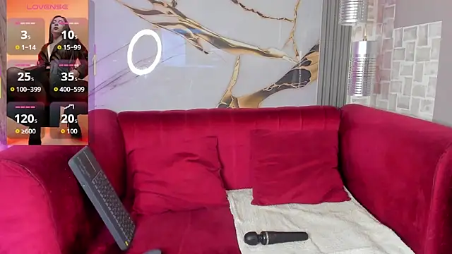 Bella williamss  online show from 21, 11, 2025