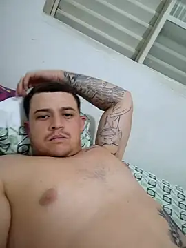 Snapshot of comcoroas chatting on 18, 12, 2025 comcoroas online show from 18, 12, 2025