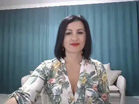 Snapshot of Rosa_Angie chatting on 5, 3, 2025 Rosa Angie online show from 5, 3, 2025