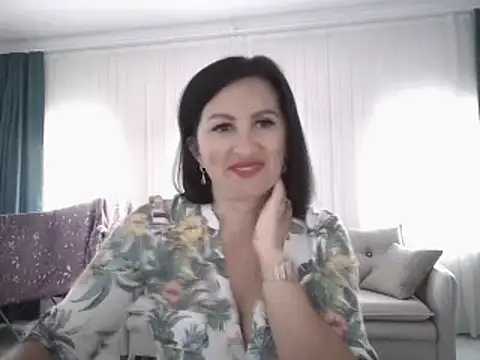 Snapshot of Rosa_Angie chatting on 5, 3, 2025 Rosa Angie online show from 5, 3, 2025