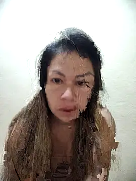 Snapshot of BellaMex89 chatting on 10, 9, 2025 BellaMex89 online show from 10, 9, 2025