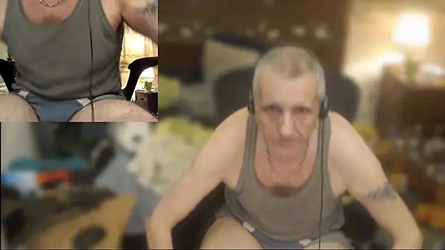 maxdaddy690 online show from 17, 7, 2026