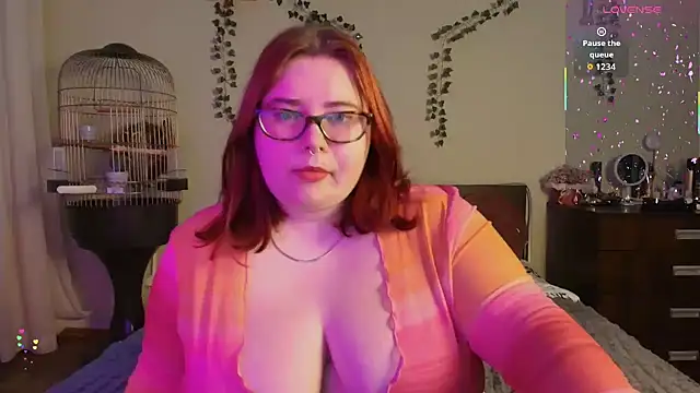 Lily lu one online show from 17, 12, 2025