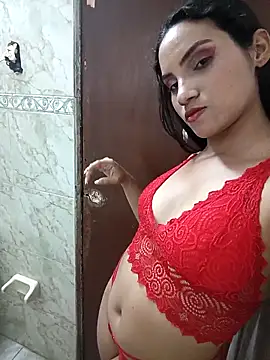 Snapshot of Laurabutt chatting on 18, 9, 2025 Laurabutt online show from 18, 9, 2025