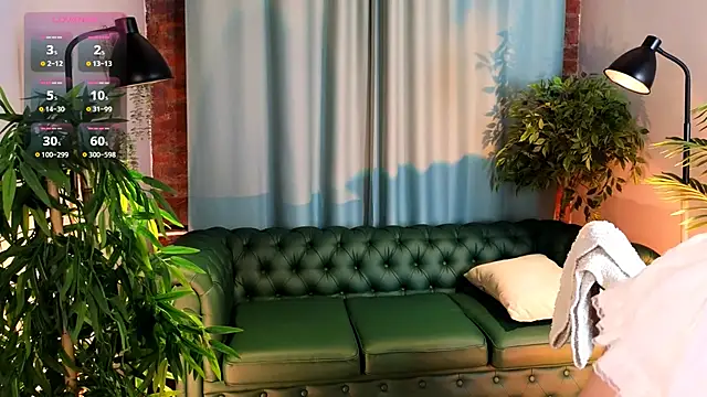 Cherry Bite online show from 4, 10, 2025