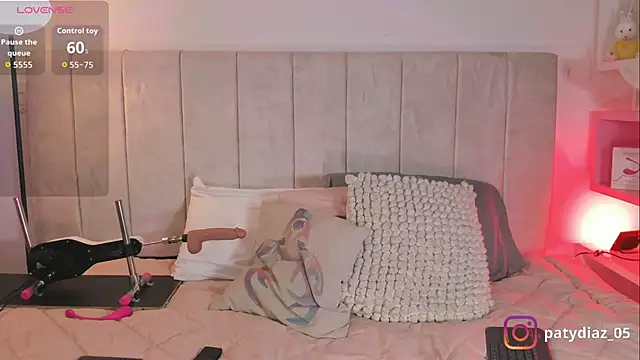 MiiaParker6972 online show from 9, 11, 2025