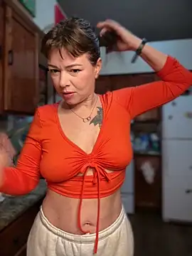 NaughtyLittleVeteran online show from 27, 11, 2025