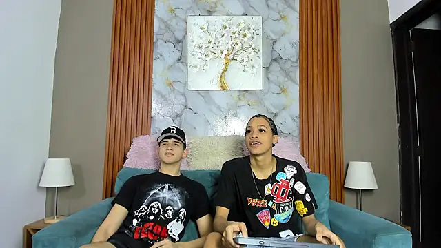 Snapshot of KING_OFF_BOYS chatting on 22, 4, 2026 KING OFF BOYS online show from 22, 4, 2026