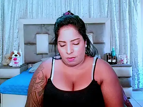 Snapshot of indiantopaz694u chatting on 8, 3, 2025 indiantopaz694u online show from 8, 3, 2025