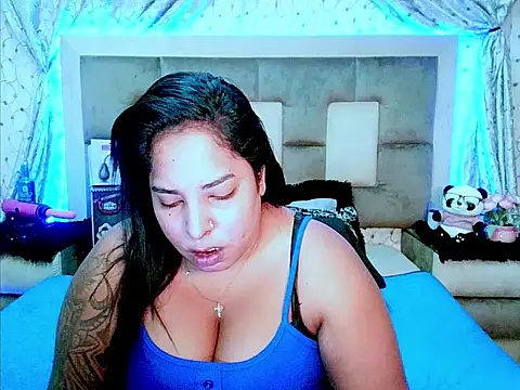 Snapshot of indiantopaz694u chatting on 30, 11, 2025 indiantopaz694u online show from 30, 11, 2025