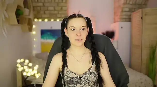 Snapshot of April_Olsen chatting on 6, 3, 2025 April Olsen online show from 6, 3, 2025