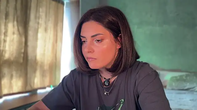 Snapshot of _Allie_ chatting on 20, 4, 2026 Allie online show from 20, 4, 2026