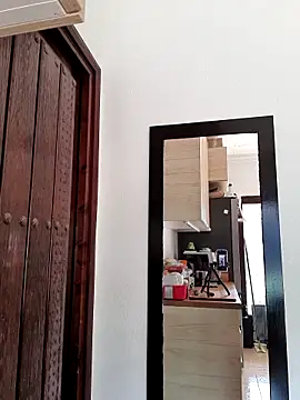 Snapshot of Emma_Milf25 chatting on 18, 3, 2025 Emma Milf25 online show from 18, 3, 2025