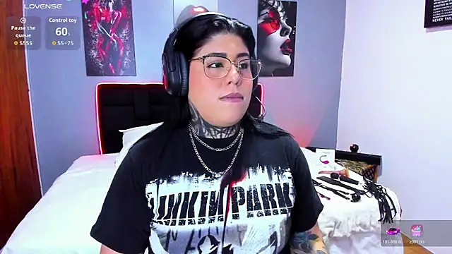 Snapshot of Veronika_metal chatting on 24, 5, 2026 Veronika metal online show from 24, 5, 2026