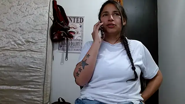 Snapshot of Escarcha-blue chatting on 18, 9, 2025 Escarcha-blue online show from 18, 9, 2025