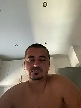Snapshot of Flavius189 chatting on 2, 8, 2026 Flavius189 online show from 2, 8, 2026