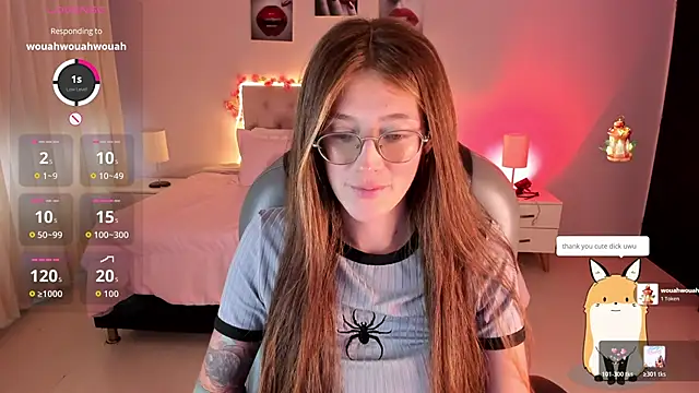 Snapshot of Emily_Warren_ chatting on 9, 4, 2026 Emily Warren online show from 9, 4, 2026