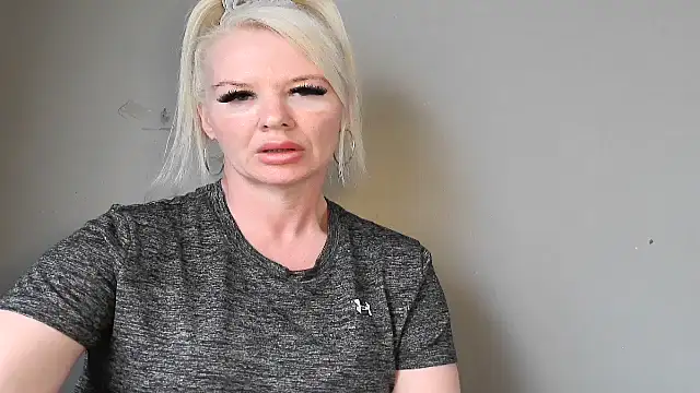 Blonde-Grace online show from 24, 7, 2026