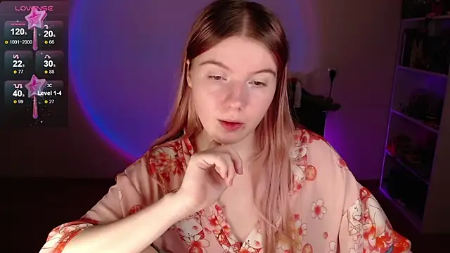 Snapshot of Strawberry_juli chatting on 18, 1, 2026 Strawberry juli online show from 18, 1, 2026