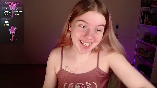 Snapshot of Strawberry_juli chatting on 28, 2, 2026 Strawberry juli online show from 28, 2, 2026