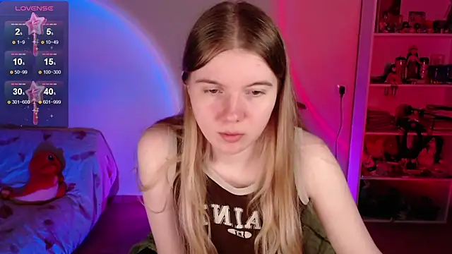 Snapshot of Strawberry_juli chatting on 22, 5, 2026 Strawberry juli online show from 22, 5, 2026