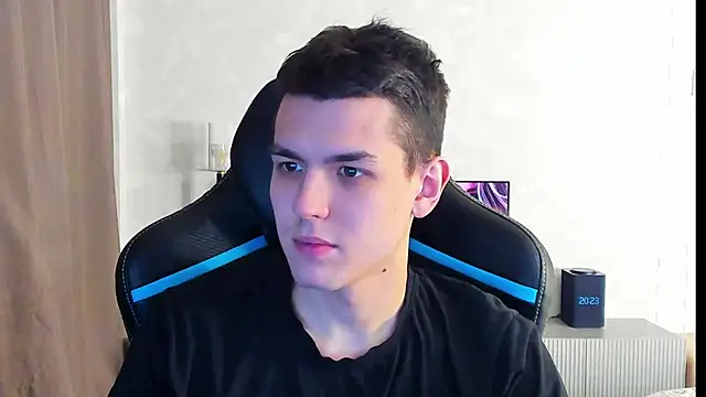 TravisRevas online show from 14, 3, 2025