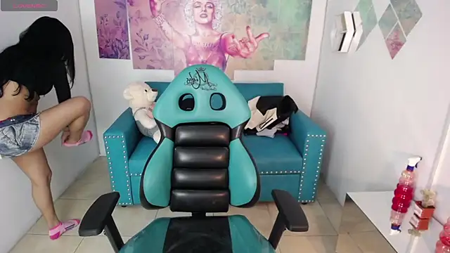 Sarah evansm online show from 18, 9, 2025