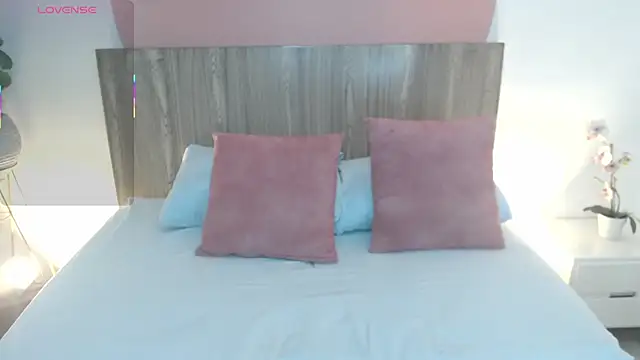 Snapshot of dulce_victoriaa_ chatting on 30, 3, 2026 dulce victoriaa online show from 30, 3, 2026