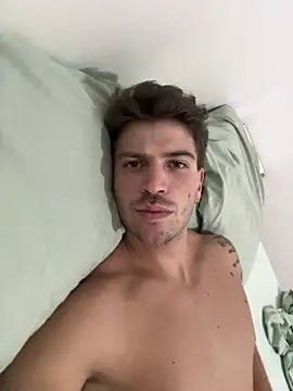 Snapshot of shuki0101 chatting on 19, 3, 2025 shuki0101 online show from 19, 3, 2025