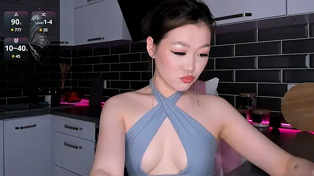 ShaiyaMinn3 online show from 27, 2, 2025