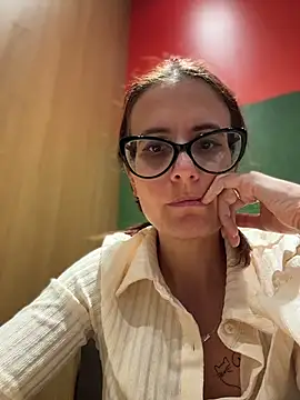 Snapshot of NataKitten chatting on 9, 11, 2025 NataKitten online show from 9, 11, 2025