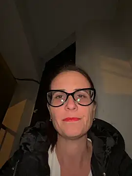 Snapshot of NataKitten chatting on 5, 12, 2025 NataKitten online show from 5, 12, 2025