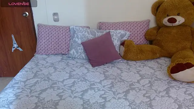 Pamela Skyangels online show from 26, 9, 2025