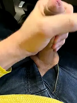 Snapshot of bavaricus123 chatting on 15, 1, 2026 bavaricus123 online show from 15, 1, 2026