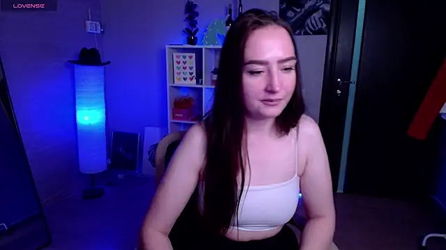 Snapshot of LinaFlawless chatting on 4, 3, 2025 LinaFlawless online show from 4, 3, 2025