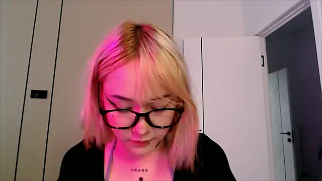ka00ru chan online show from 15, 7, 2026