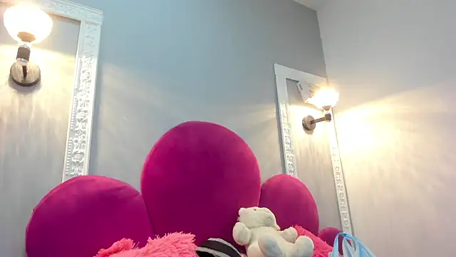 Bonniie 22 online show from 19, 3, 2026