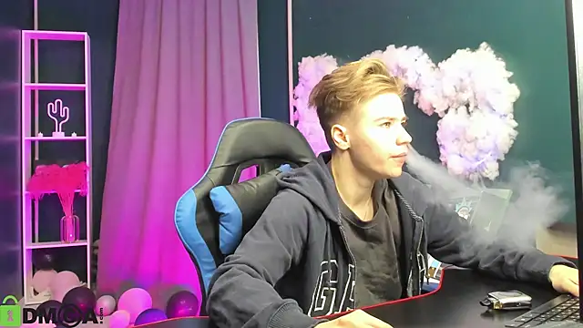 Jean Wilsons online show from 18, 11, 2025