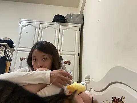 Snapshot of ladypaggy chatting on 8, 3, 2025 ladypaggy online show from 8, 3, 2025