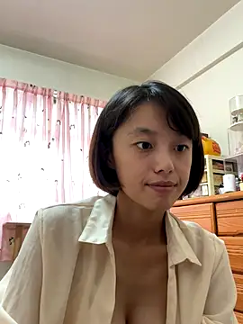 Snapshot of ladypaggy chatting on 23, 10, 2025 ladypaggy online show from 23, 10, 2025