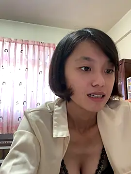 Snapshot of ladypaggy chatting on 5, 11, 2025 ladypaggy online show from 5, 11, 2025