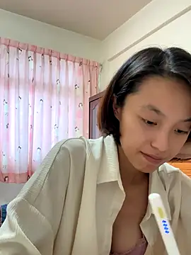 Snapshot of ladypaggy chatting on 29, 11, 2025 ladypaggy online show from 29, 11, 2025