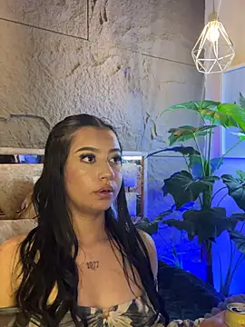 Snapshot of i_sabella_25 chatting on 15, 4, 2026 i sabella 25 online show from 15, 4, 2026