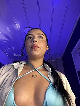 Snapshot of i_sabella_25 chatting on 18, 4, 2026 i sabella 25 online show from 18, 4, 2026