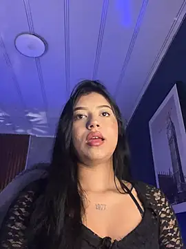 Snapshot of i_sabella_25 chatting on 21, 4, 2026 i sabella 25 online show from 21, 4, 2026