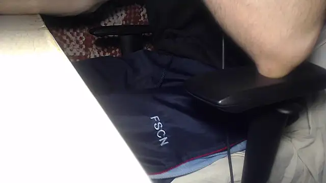 Snapshot of GreekDaddyNickOfficial chatting on 27, 10, 2025 GreekDaddyNickOfficial online show from 27, 10, 2025